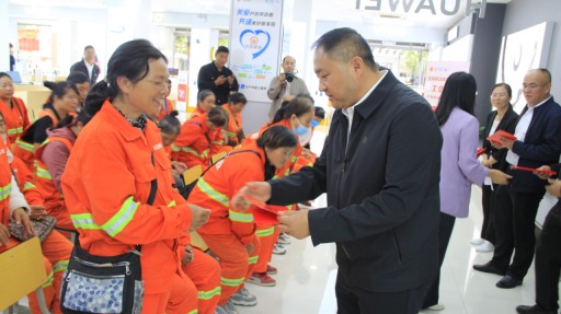  Yunnan Yuxi Federation of Trade Unions launched an outdoor labor union post station care and sympathy activity