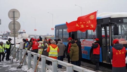  Xiangyang: "Mobile Labor Union Posthouse" Warm and Timely Delivery