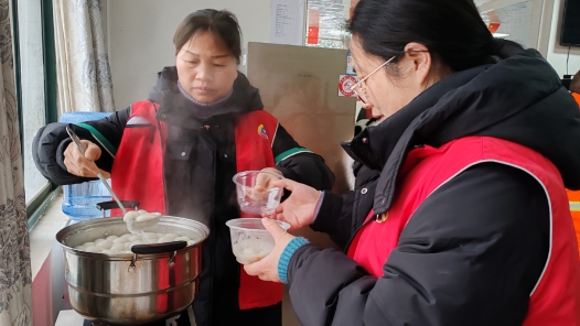  Hubei Gucheng: 21 Labor Union Posts Delivering Warmth in Ice and Snow