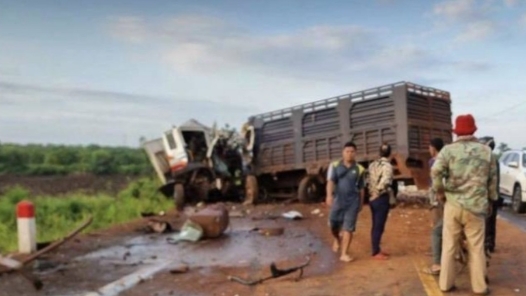 柬埔寨东南部发生一起车祸 已致7人死亡
