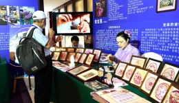  The cross-strait exchange activity of 100 industries was launched