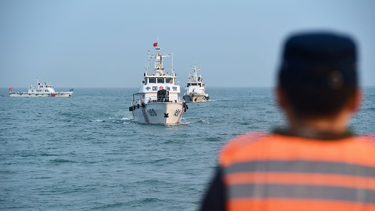 中国海警回应菲律宾侵闯仁爱礁：任何形式的侵权挑衅都徒劳无益