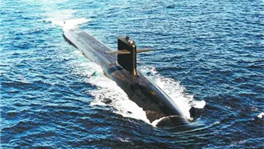 深海伏兵 水下“长城”——写在中国海军潜艇部队成立70周年之际