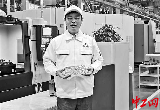 2552062_tpzz_1718694539516_b 2552062_tpzz_1718694539516_b