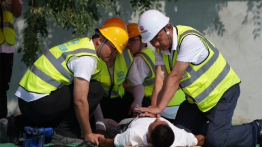 安徽合肥：工地举行生产安全事故综合应急演练