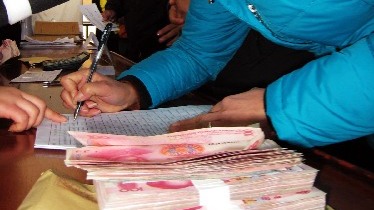 河南沈丘县总工会破欠薪难题 为农民工权益保驾护航