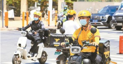 《滚烫年华》直击深圳劳动者奋斗人生