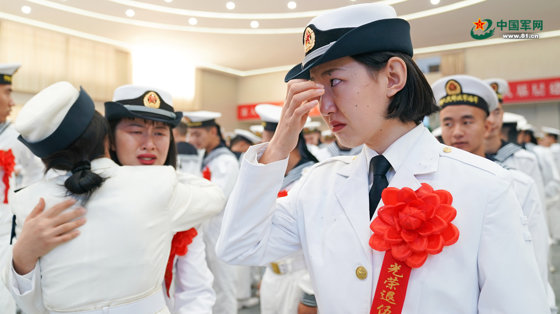 海军女兵敬礼图片漂亮图片