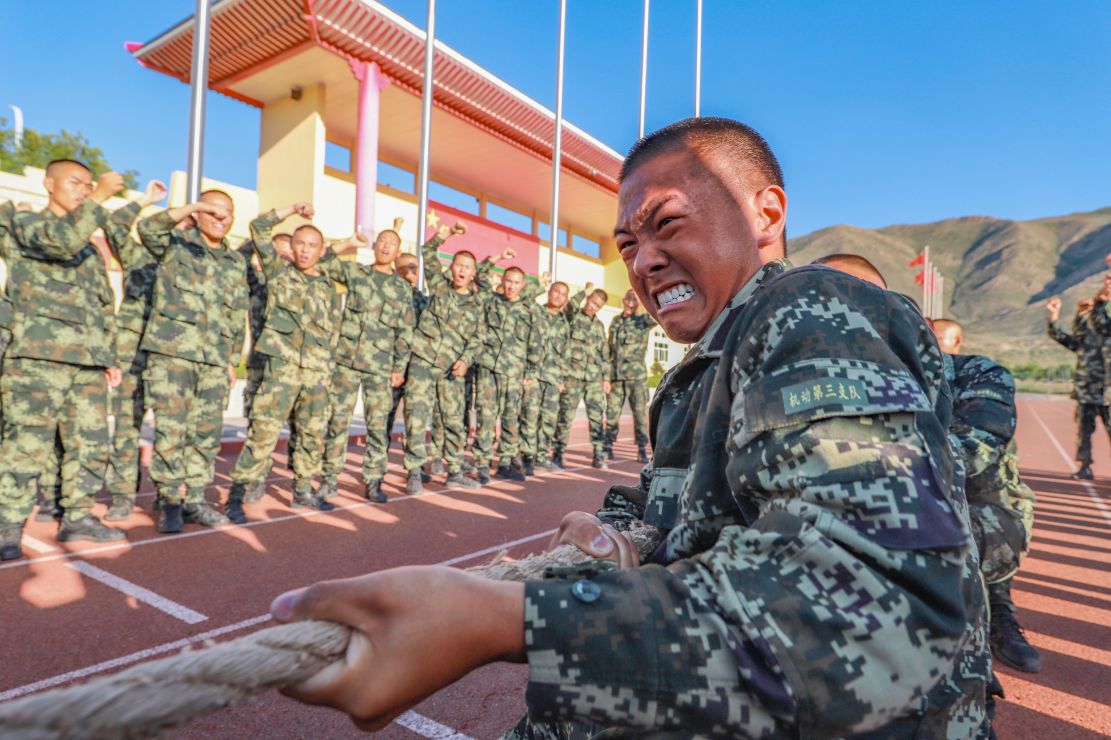 武警新疆总队心理行为训练为新兵注入心活力