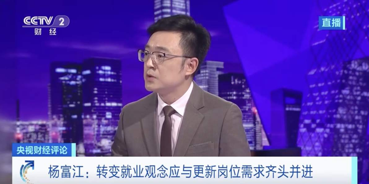 晓华走红：美发行业供需错位的背后