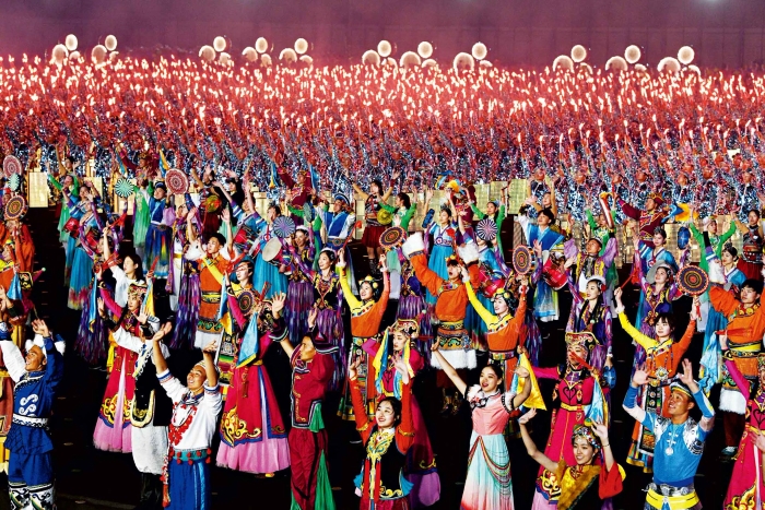 2019年，北京舞蹈学院800余名师生承担多项庆祝中华人民共和国成立70周年联欢活动排演任务