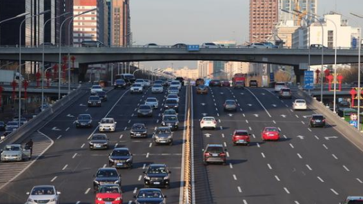 北京今年首期油车指标摇号，超六成指标被“无车家庭”摇中