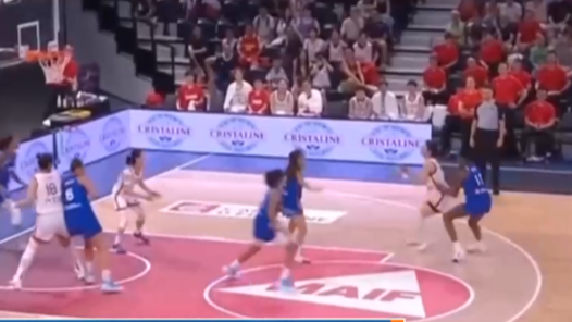 女篮奥运热身赛：中国女篮76-93不敌法国
