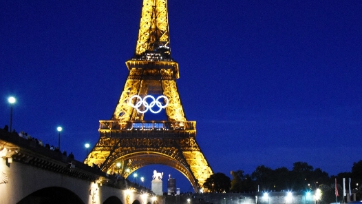 奥运会开幕夜巴黎是多云天气