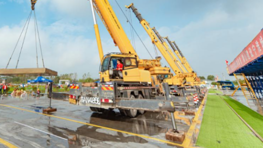 江苏省铁路重点工程装吊工岗位技能竞赛在宁淮城际铁路举行