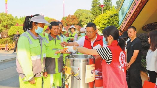 云南省楚雄市总工会推动新就业形态劳动者工会建设