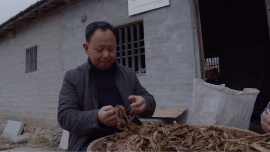 匠人匠心·安徽工匠丨刘同烟：传承桑皮纸千年技艺