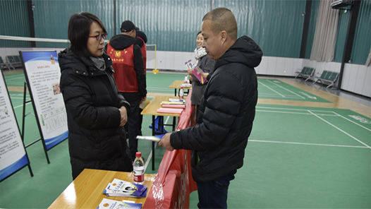 保定市莲池区总工会开展法治宣传志愿服务活动