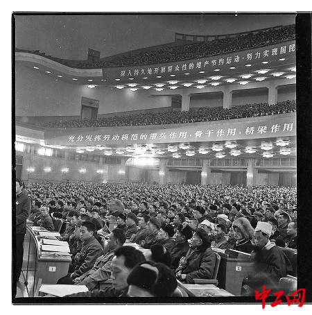 2954368_tpzz_1745575126333_b 2954368_tpzz_1745575126333_b